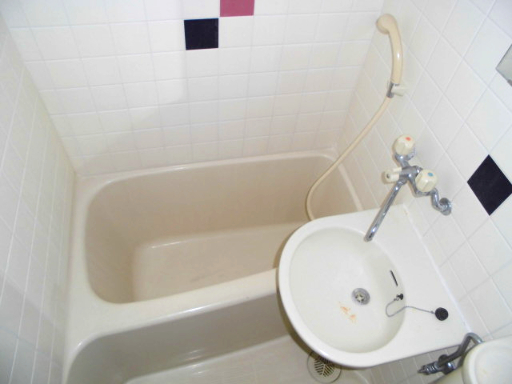 シャトー松戸八柱 ※写真は別室です