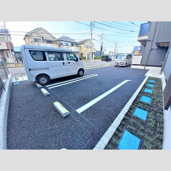 Dアヴァンス千間台東　B棟202号室 駐車場