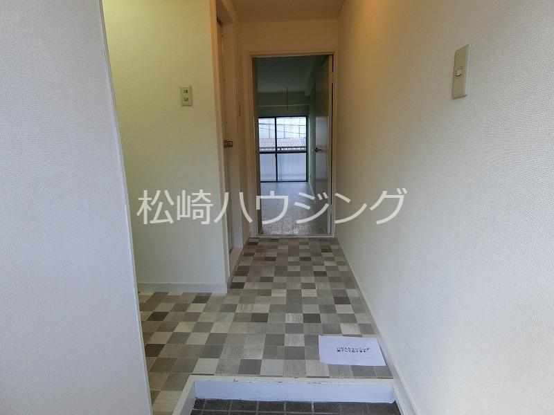 シャイニング小島 内観