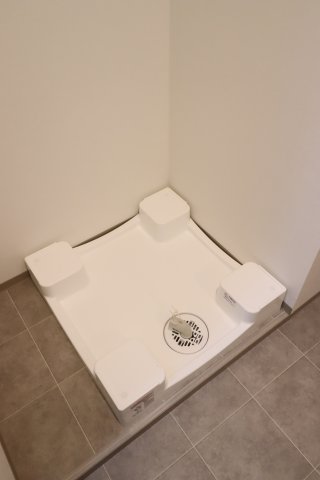 ジェノヴィア椎名町1102号室 洗濯機置き場