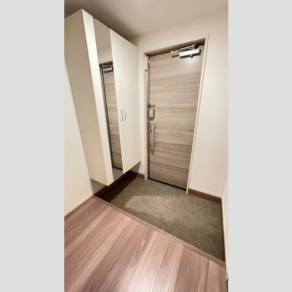 Precious One　(プレシャス　ワン) 玄関