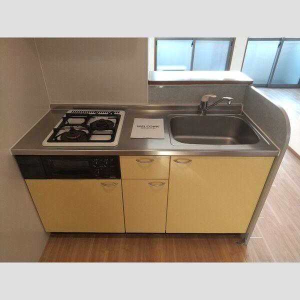 ラテル・コート並木　E システムキッチン