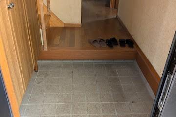 平塚市入野戸建 玄関内もゆったり