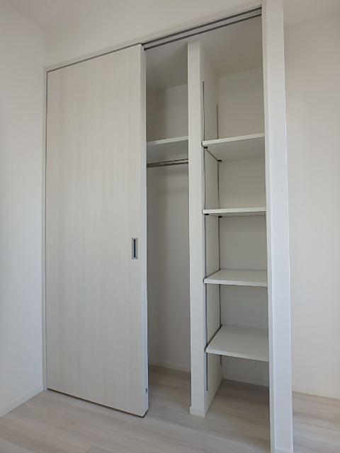 ガーラ・アヴェニュー調布 収納