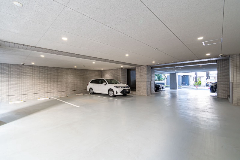 ルーブル亀戸天神前 駐車場