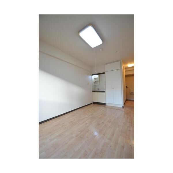 セザールプラザ府中 リビング