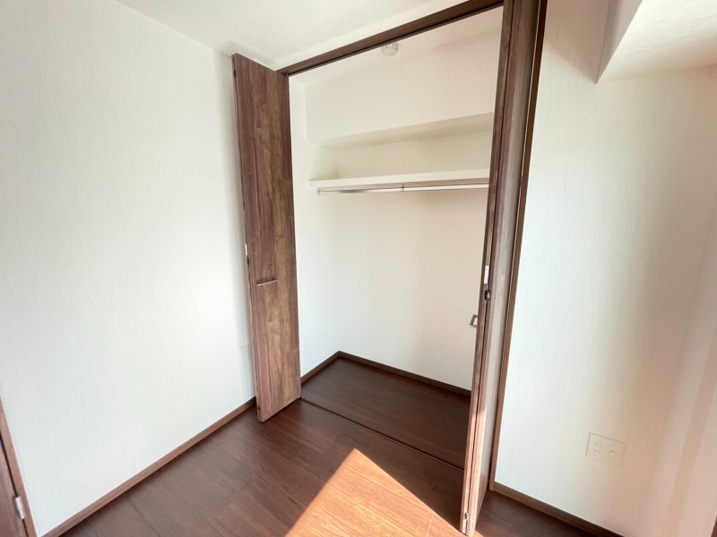 エクセレントアフィー横浜橋4階 収納