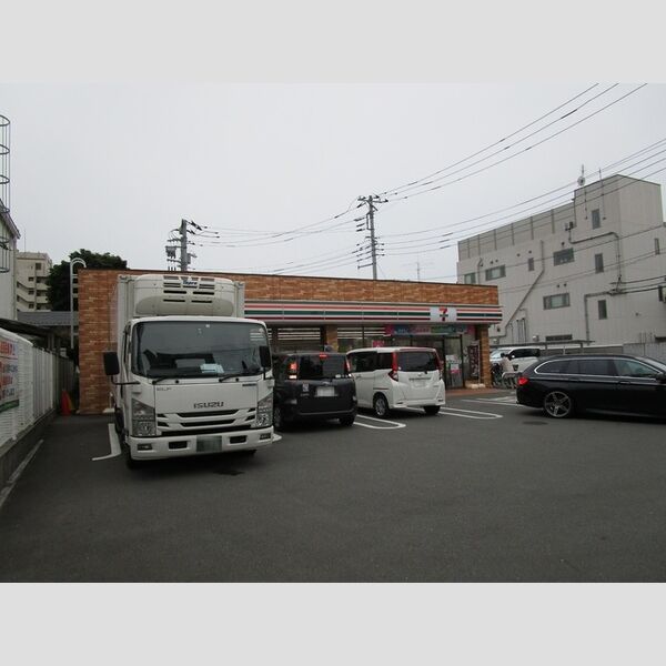 サンク アン 吉祥寺 セブンイレブン武蔵野中央店〈徒歩3分〉