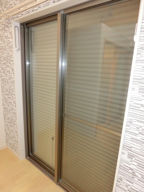 ルミナス2階 防犯シャッター