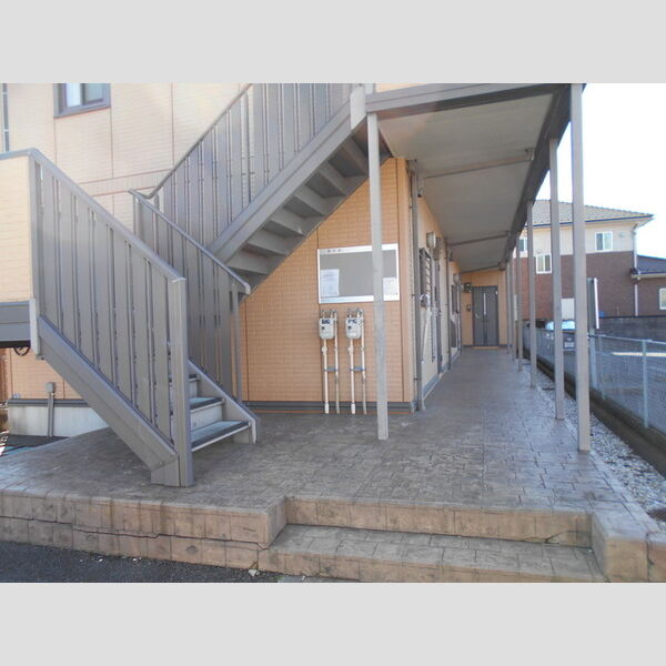 リヴェール103号室 エントランス