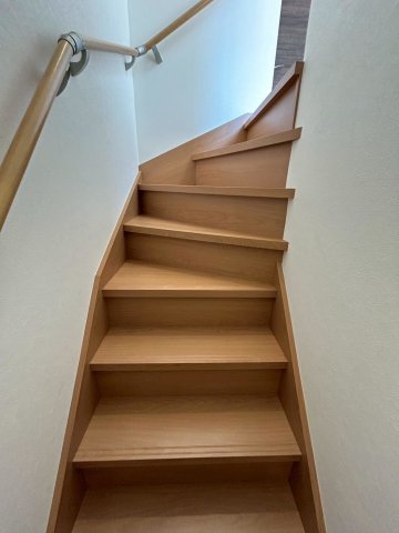 コンフォール駒込202号室 収納