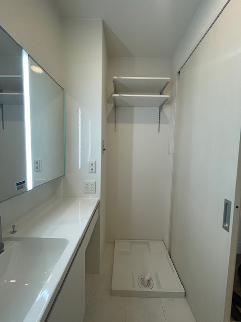 ＲＡＹＳ(K-158)1階 室内洗濯機置き場