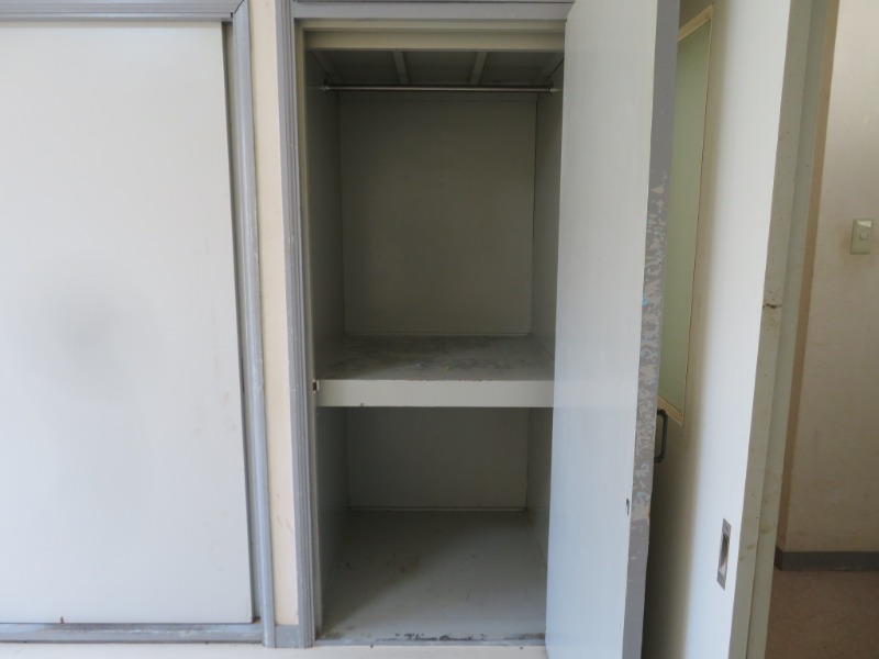 ヤマジンハイツ３2階 収納