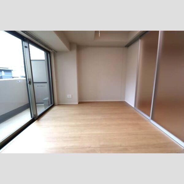 サンジョイアゼロ204号室 洋室6、4帖