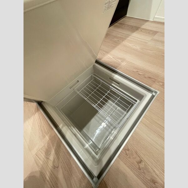 ラペーシュ湘南台102号室 床下収納