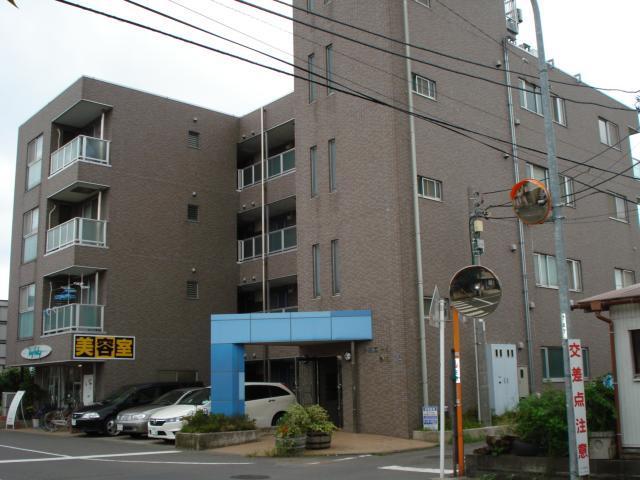 ルミエール松林 エレベーター付のマンションです。