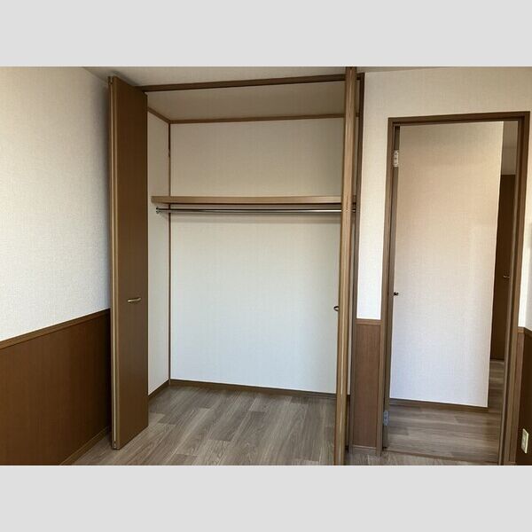 アルカイックシャトー　北館101号室 収納