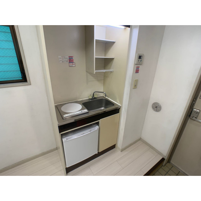 サンルビーＡＳＡＨＩ201号室 キッチン
