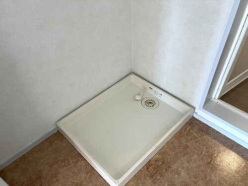 ドミール五番町11階 室内洗濯機置場