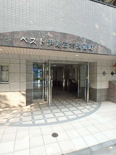ベスト伊勢佐木長者町 エントランス