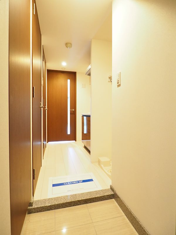 レジディア板橋 玄関