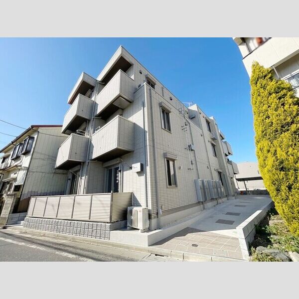 ルリアン加賀の外観画像