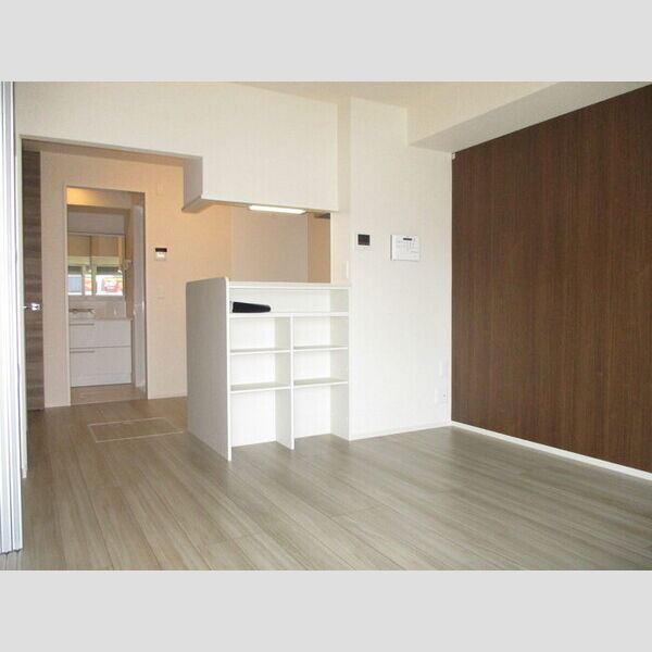 クレスト都賀 リビング