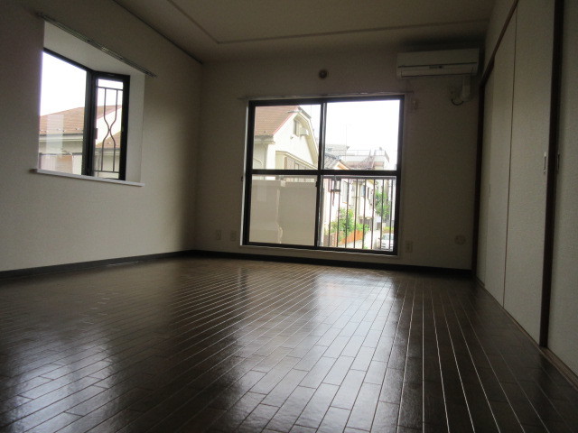 サンモールパレスＢ棟 リビング