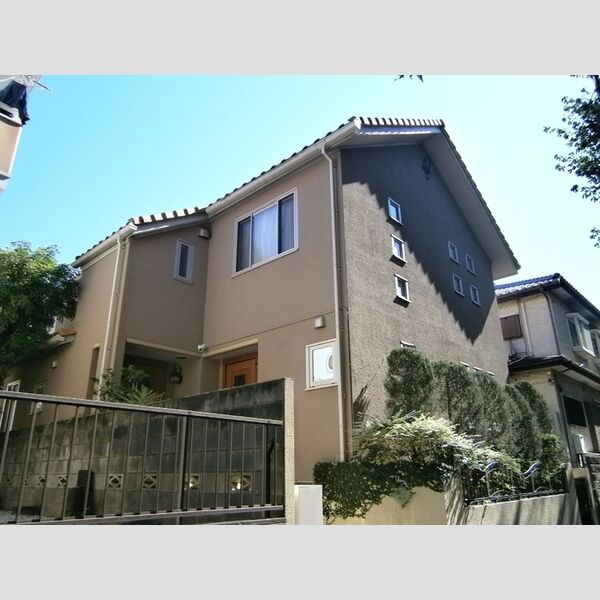 コージー国立の外観画像