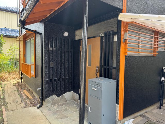 越谷市大杉戸建て 便利な宅配ボックス☆