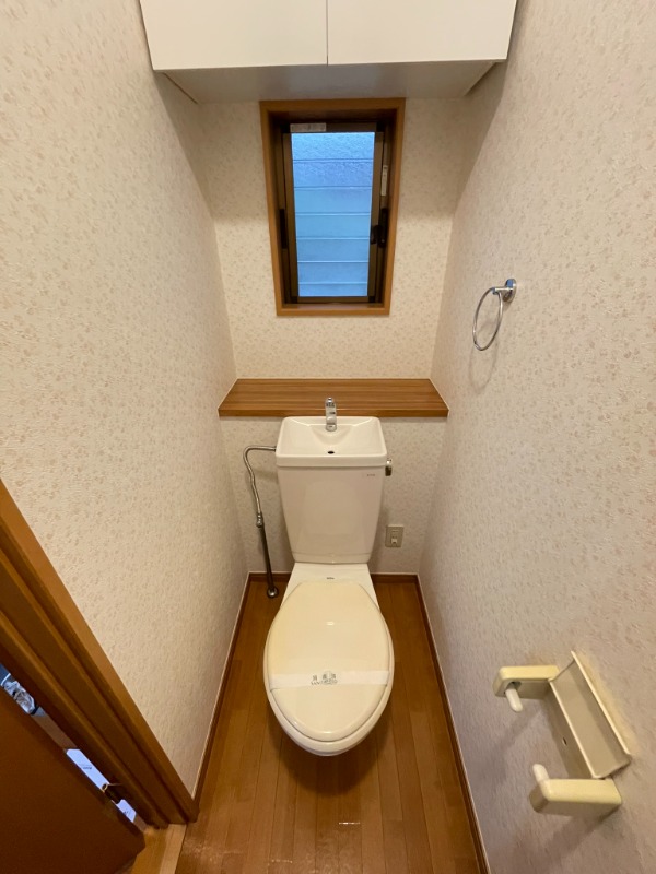 ラックフィル中川A棟 トイレ