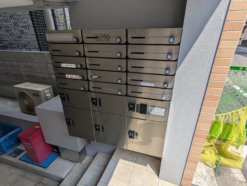 CREAL王子North2階 メールコーナー