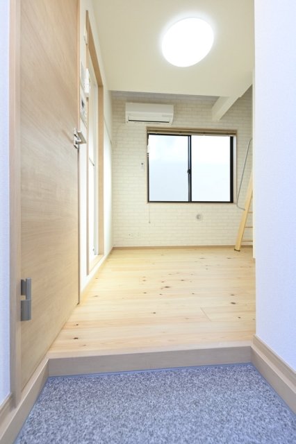 ザ・アーバンテラス高田馬場 玄関