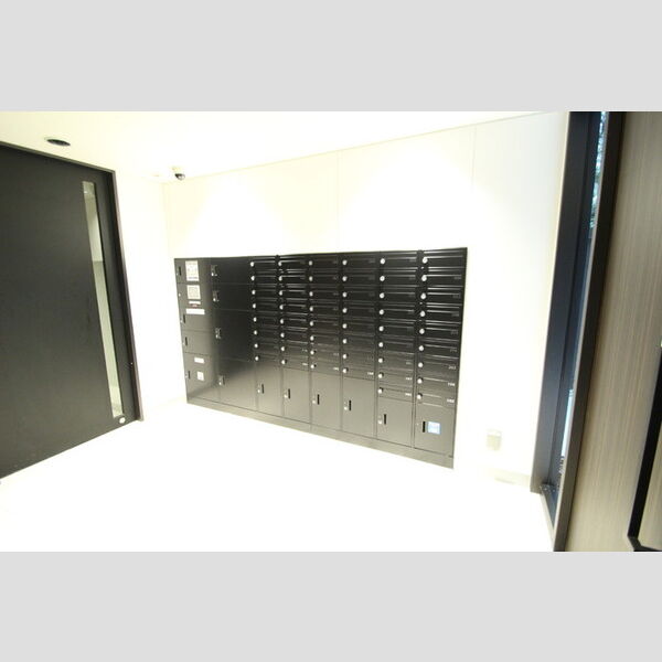 SUN RESIDENCE ポスト、宅配ボックス