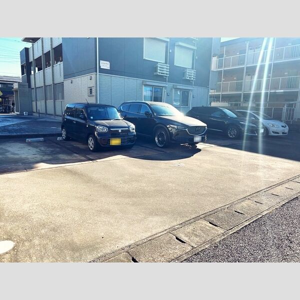 シティレグルス 駐車場