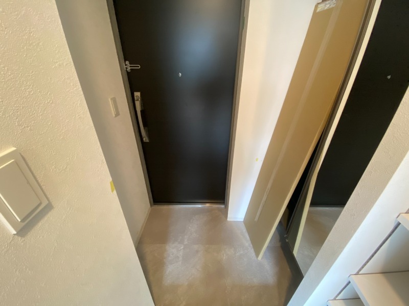 CREAL新高円寺2階 玄関