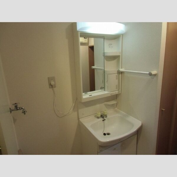 パティオ坂巻107号室 洗面台