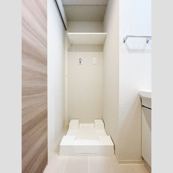 CENTRAL　COURT406号室 室内洗濯機置き場