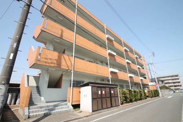 ハイムエバーグリーン 外観！