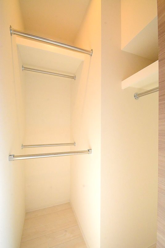 ステージファースト上野松が谷アジールコート 収納