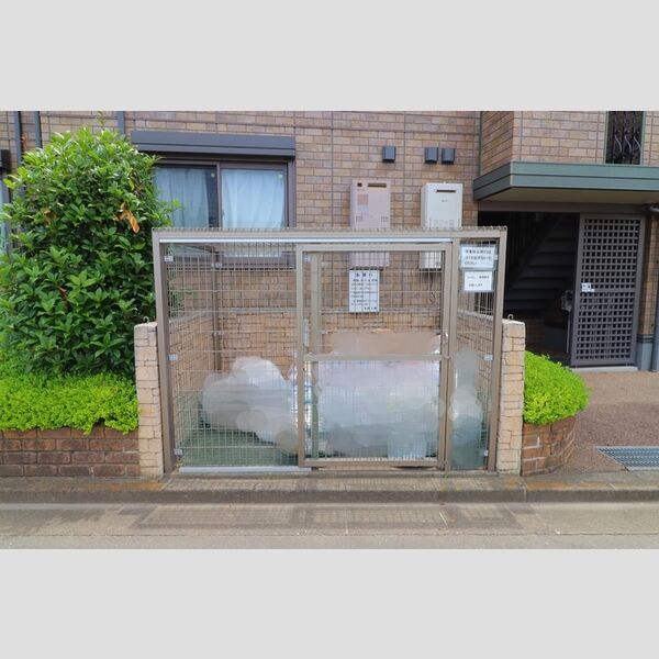 ヴェルデ・パティオ　B ゴミストッカー