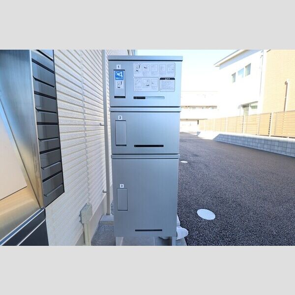 アルフォーレ 宅配ボックス