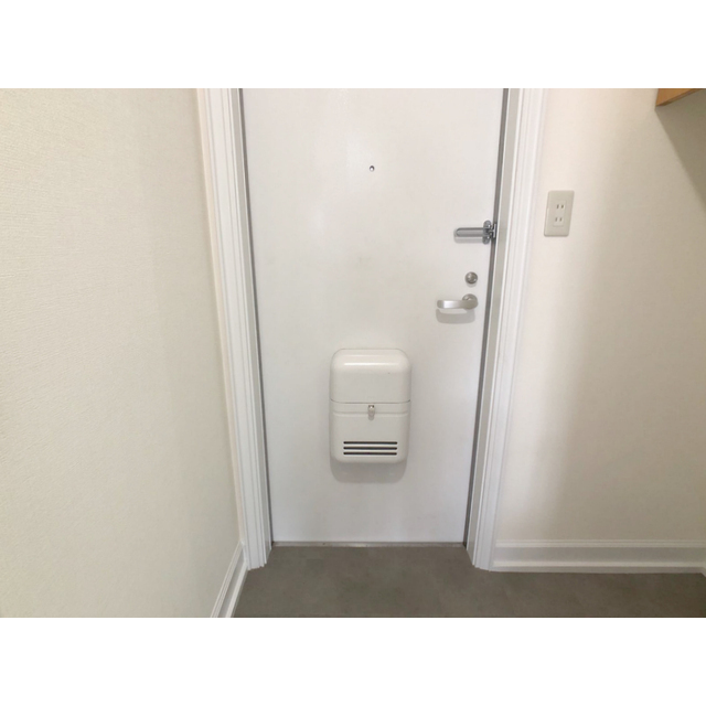 MKハイム203号室 玄関