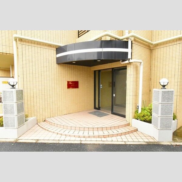 フェニックス厚木203号室 エントランス