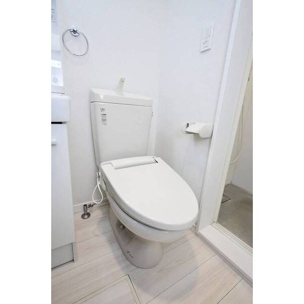 ベネボレンス千早0101　号室 トイレ