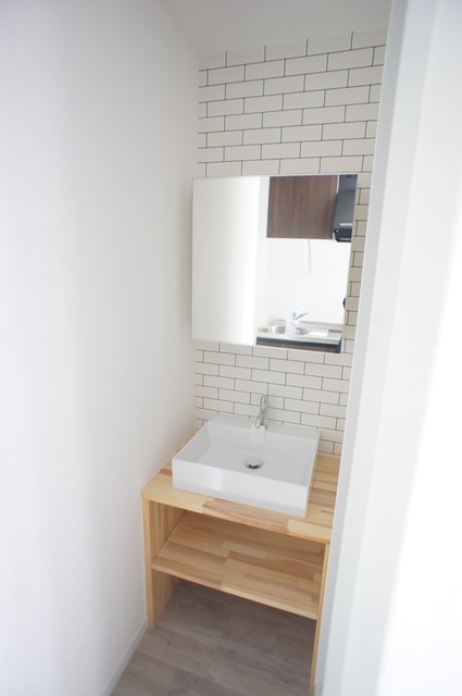 フォースダウン0103号室 オシャレな独立洗面台