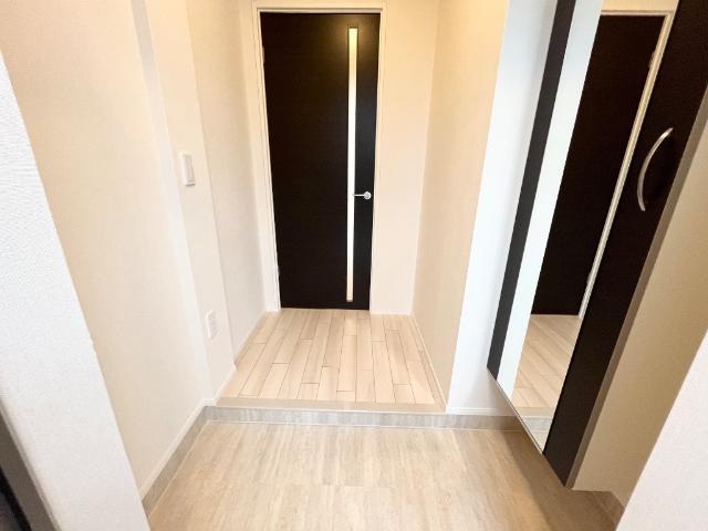 ナチュラル　ライズ102号室 玄関（イメージ）