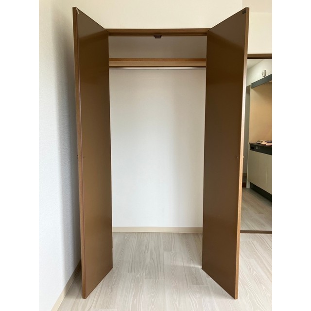メゾン榎木町301号室 クローゼット