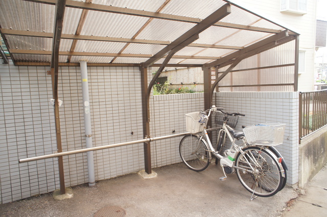 バーレーハイツ壱番館0201号室 共用設備1