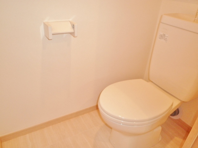 ソフィー武蔵野0201号室 トイレ